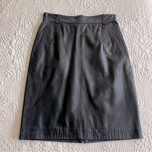 VTG Accordi navy soft leather skirt w/pockets
